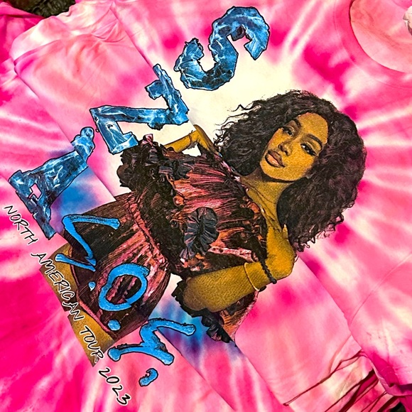 SZA™️ S.O.S. 2023 North American Tour Merchandise - Picture 1 of 5